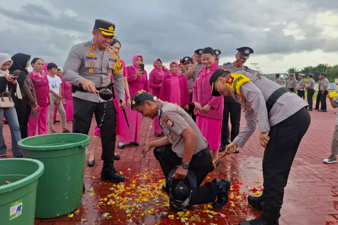 79 Personel Polres Kubu Raya Naik Pangkat, Kapolres: Pangkat Baru, Tanggung Jawab Lebih Tinggi