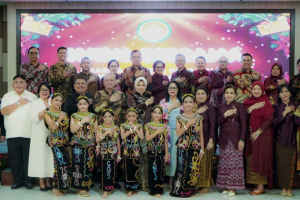 Puncak Perayaan Natal DWP Kalbar: Dari Aksi Sosial Hingga Komitmen Perkuat Keluarga