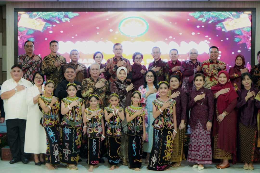 Puncak Perayaan Natal DWP Kalbar: Dari Aksi Sosial Hingga Komitmen Perkuat Keluarga