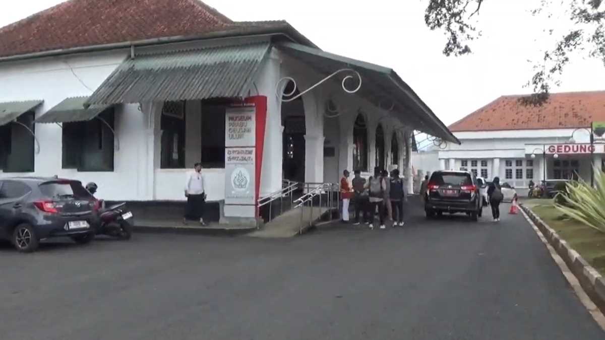 Keraton dan Kesultanan Akan Direvitalisasi, Ini Penjelasan Menbud