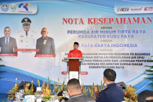 Jawaban Penantian Panjang: Bupati Targetkan Agustus 2026 Air Bersih Mengalir ke Sungai Kakap