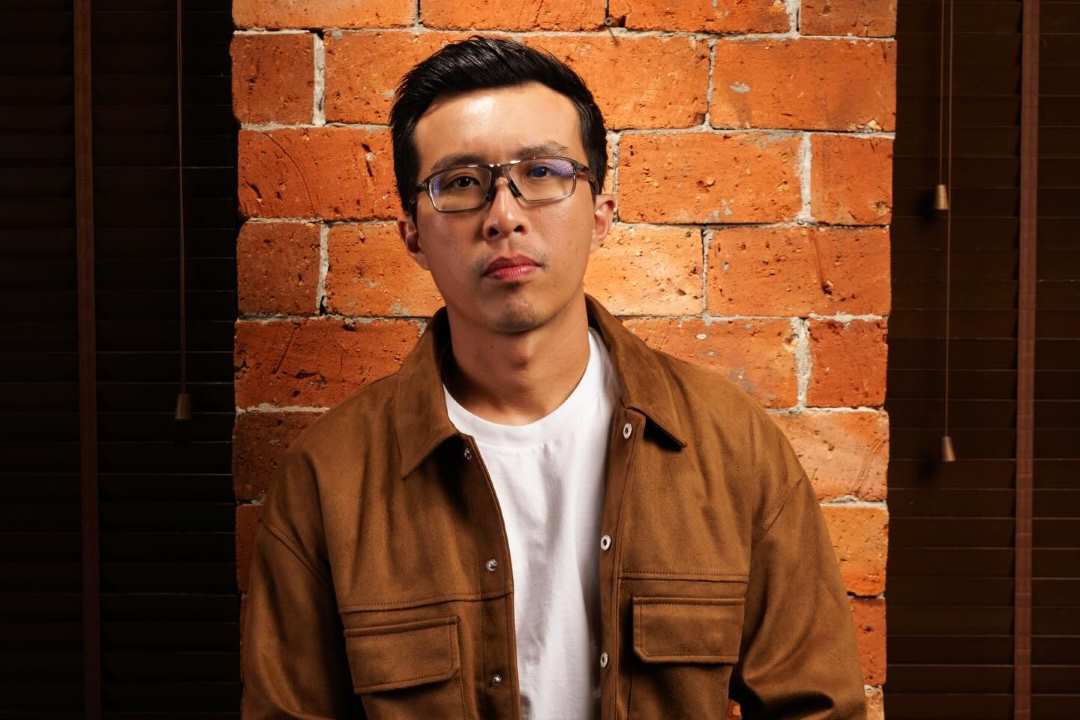 Apakah Mengeluarkan Dahak Bisa Sembuhkan Batuk? Ini Penjelasan dr. Tirta