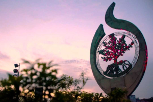 Tanpa APBD! Sujiwo Resmikan Tugu Benteng Mangrove Senilai Rp4,8 Miliar dari Dana CSR