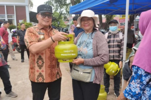 Pangkalan Nakal Siap-Siap Izin Dicabut! Bupati Sujiwo Patok Harga Gas Melon Wajib Rp18.500