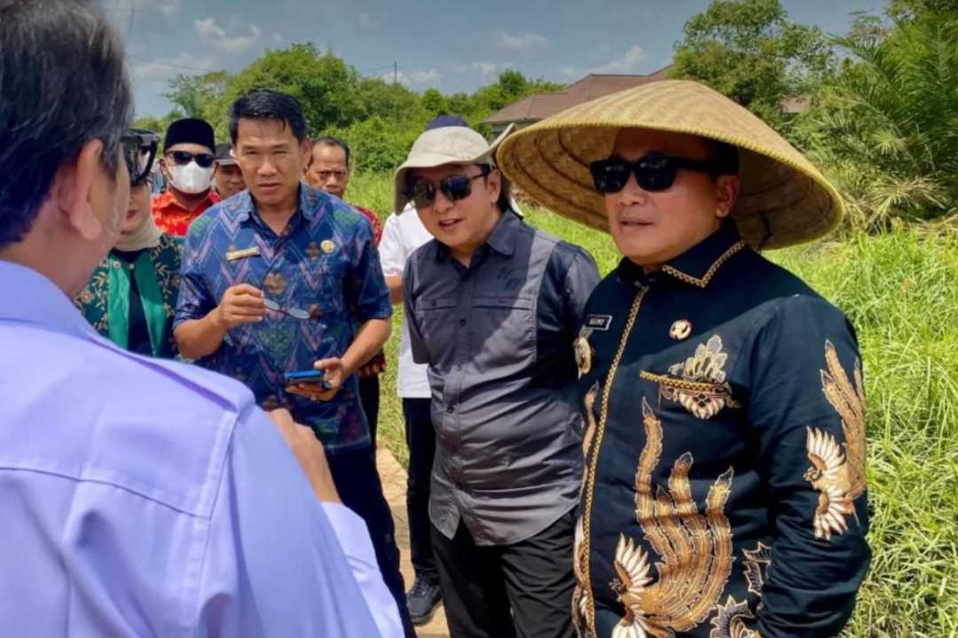 Wujudkan Outer Ring Road, Jiwo dan Yuliansyah Tinjau Proyek Jalan Desa Kapur-Pasak Piang