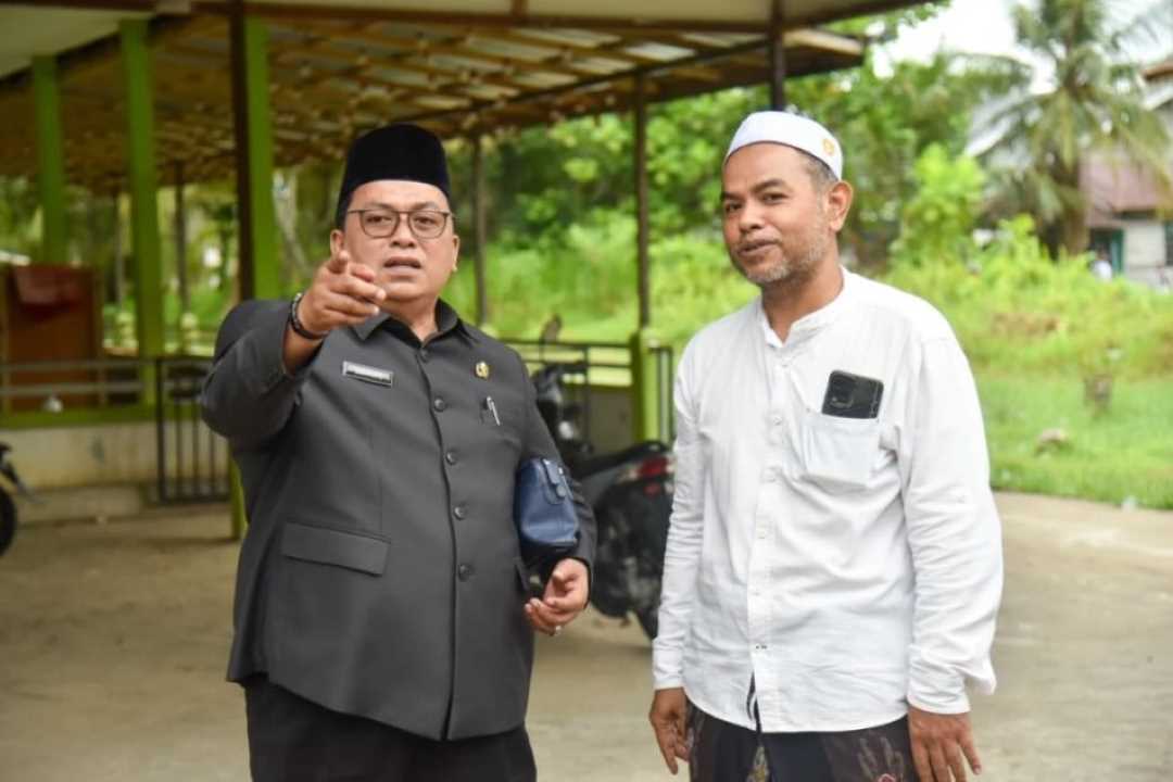 Safari Ramadan di Batu Ampar, Sukiryanto Siap Pakai Dana Pribadi Bantu Urus Izin Pondok Pesantren