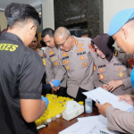 Periksa Urine Mendadak Pejabat Utama Hingga Kapolres, Kapolda Kalbar: Tak Ada Kompromi Bagi Penyalahguna Narkoba!